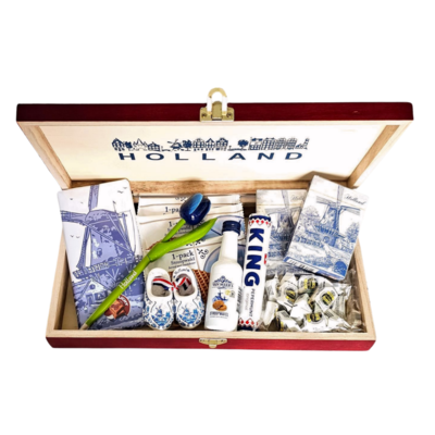 www.typisch-hollands-geschenkpakket.nl Gift box - Holland Delft blue gifts