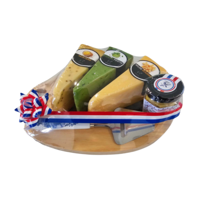 Typisch Hollands Käse – Feinkostverpackung auf Holzpalette
