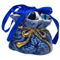 Typisch Hollands Christmas ornament gift bag delft blue with gold
