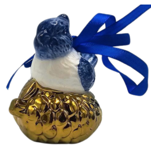 Typisch Hollands Christmas ornament bird on golden pine cone Delft blue