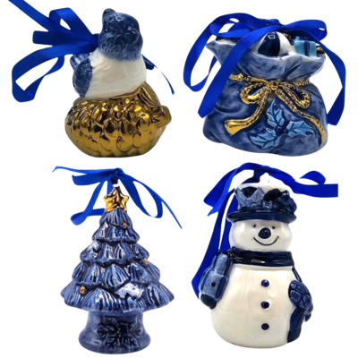 Typisch Hollands Set of 4 Delft blue Christmas tree hangers