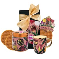 Typisch Hollands Holland cadeauset - Mok en blik stroopwafels -Pretty Tulips  in luxe geschendoos