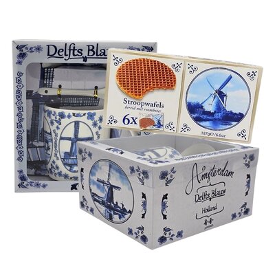Typisch Hollands Geschenkset Delfter Blaubecher mit Löffel und Untertasse und Schachtel Sirupwaffeln (6er-Pack)
