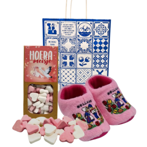 typisch-hollands-geschenkpakket Baby geschenkenpakket (0-6 maanden)- Holland - Roze