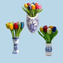 Wooden Tulips - Bouquets and in vases