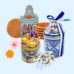 Souvenirs with stroopwafels