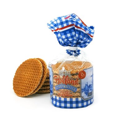 Stroopwafels (Typisch Hollands) Stroopwafels in old Dutch packaging.