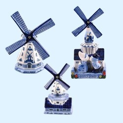 Delft blue windmills