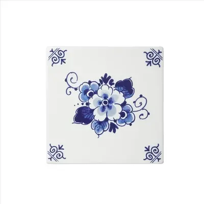 Heinen Delftware Delft blue tile with floral pattern