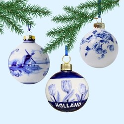 Delft blue Christmas balls