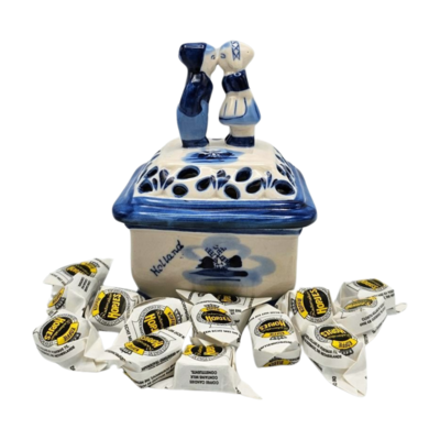 Typisch Hollands Delft Blue Candy Bowl with Kissing Couple - Filled with Dutch Hopjes