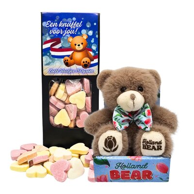 Typisch Hollands With love from Holland - Plush bear with candy hearts (text Dutch)