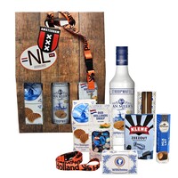 Typisch Hollands Holland suitcase - carrying case - Dutch treats with keycord