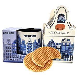 Typisch Hollands Geschenkset mit Delfter-Blau-Tasse und Stroopwafelhaus.