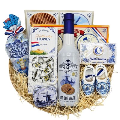 typisch-hollands-geschenkpakket Typical Dutch delicacies basket