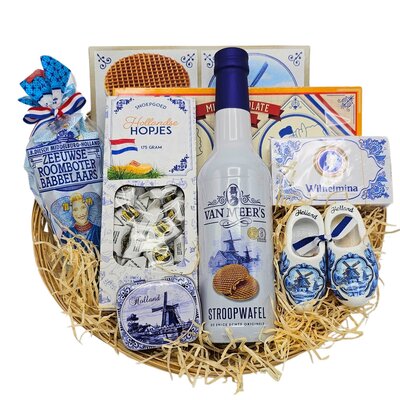 typisch-hollands-geschenkpakket Hollandse lekkernijen-mand