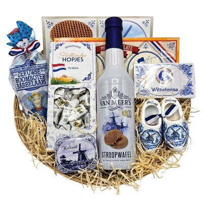 typisch-hollands-geschenkpakket Korb mit niederländischen Köstlichkeiten