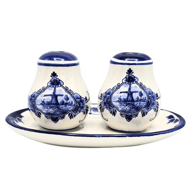 Typisch Hollands Salt and pepper set on tray - Delft Blue