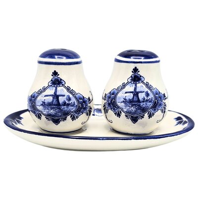 Typisch Hollands Salt and pepper set on tray - Delft Blue