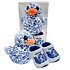 Heinen Delfts blauw Baby-Geschenkset Ente Delft blau und Babyschuhe