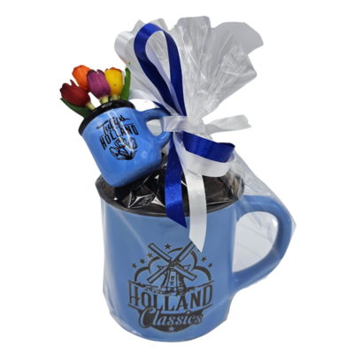 Typisch Hollands Blaue Tasse gefüllt mit süßem Lakritz und GRATIS Magnet