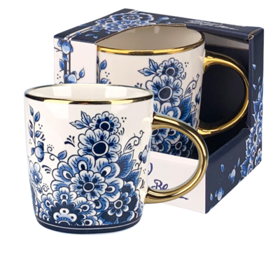 Typisch Hollands Delfter Blaubecher - groß mit Blumenmotiv und goldenem Ohr