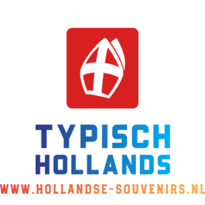 Typisch Hollands Piet meisje met teddybeer