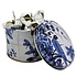 Museumgifts Holland Dutch hopjes in a Delft blue tin