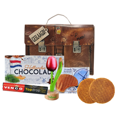 Typisch Hollands   Geschenktasje - Geslaagd met rode tulp