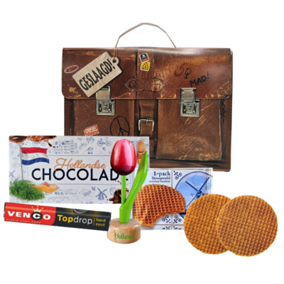 Typisch Hollands   Gift bag - Graduated with red tulip