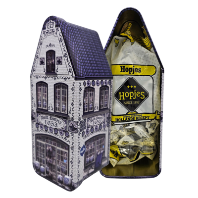 Typisch Hollands Gabled house tin Delft blue with hops