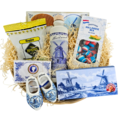 typisch-hollands-geschenkpakket Korb mit typisch niederländischen Delikatessen