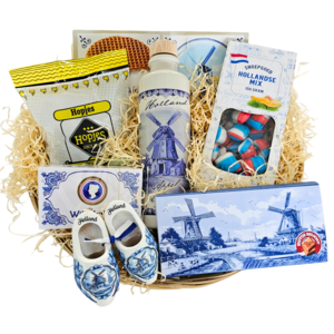 typisch-hollands-geschenkpakket Typical Dutch delicacies basket