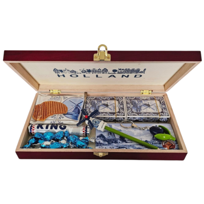 typisch-hollands-geschenkpakket Gift box - Holland Delft blue gifts