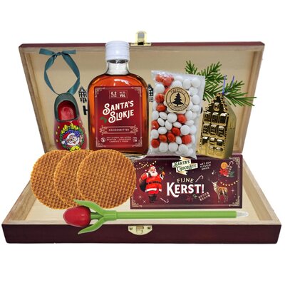 typisch-hollands-geschenkpakket Gift box - Christmas treats and gifts