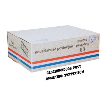 typisch-hollands-geschenkpakket Paket mit typisch holländischen Delikatessen (in einem holländischen Postkarton)