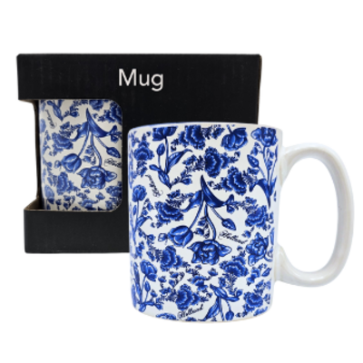 Typisch Hollands Delft blue mug with floral motif and tulips