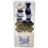 Typisch Hollands Gift box - Delft blue kissing couple with chocolate Neapolitans