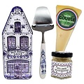 Typisch Hollands Cheese in a gift tin with cheese slicer and mustard