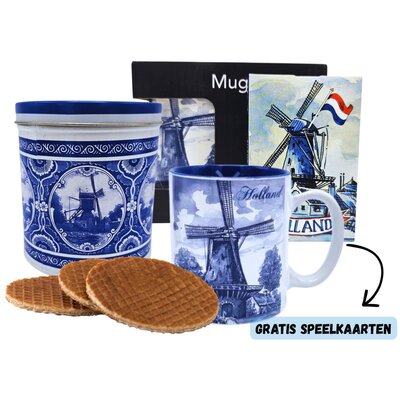 Typisch Hollands Stroopwafels in a tin - Large mug and (FREE) playing cards - gift set