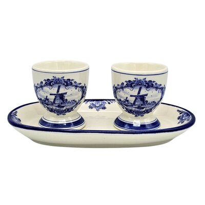 Heinen Delfts blauw Delft blue egg cups with saucer.