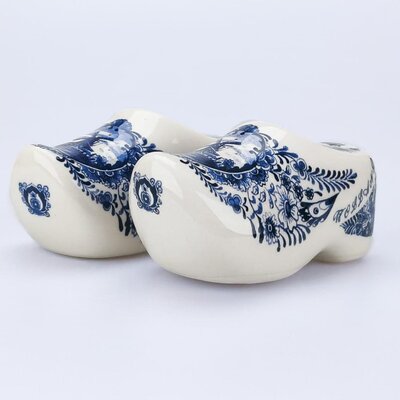 Typisch Hollands Salt & Pepper Clog Pair Delft Blue