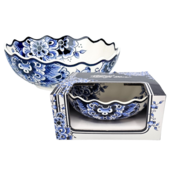 Typisch Hollands Large Delft blue scalloped bowl - classic floral print