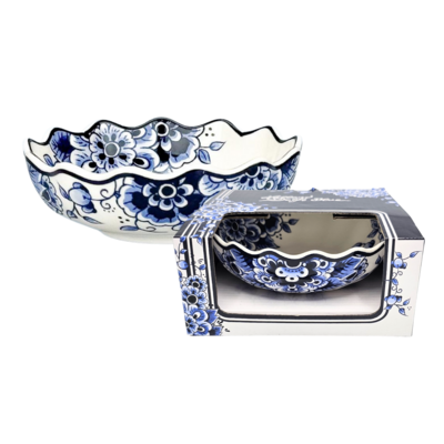 Matix Small Delft blue scalloped bowl - classic floral print