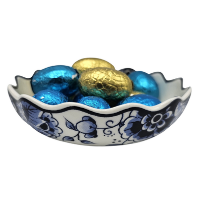 Typisch Hollands Bowl - Easter eggs 200 grams - classic flower print