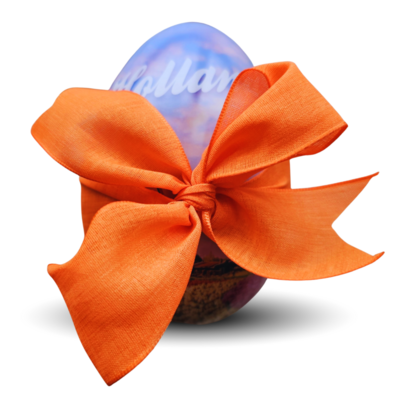 Typisch Hollands Paasei (blik ) gevuld gevuld met chocolade eitjes