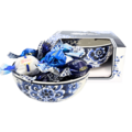 Typisch Hollands Bon Bon bowl with 12 chocolate balls - Delft blue flowers