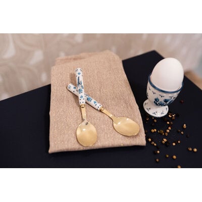 Typisch Hollands Egg cup white with blue tulips