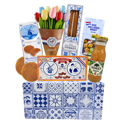 typisch-hollands-geschenkpakket Typisch Hollands lekkernijen-pakket met bos tulpen