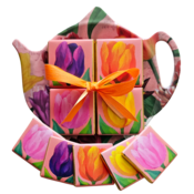 Typisch Hollands 	Tea bag - Saucer - Pretty tulips - with 5 chocolate tablets